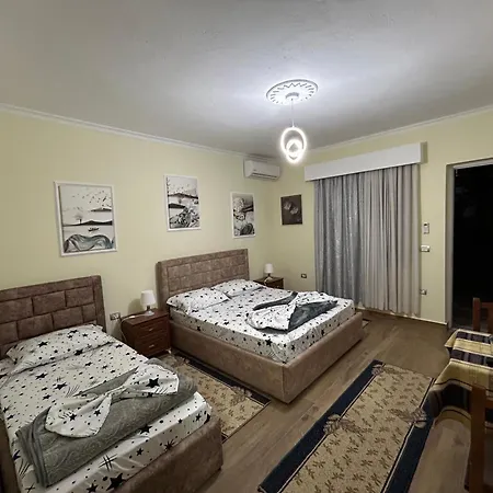 Spaho Appartamento Korce